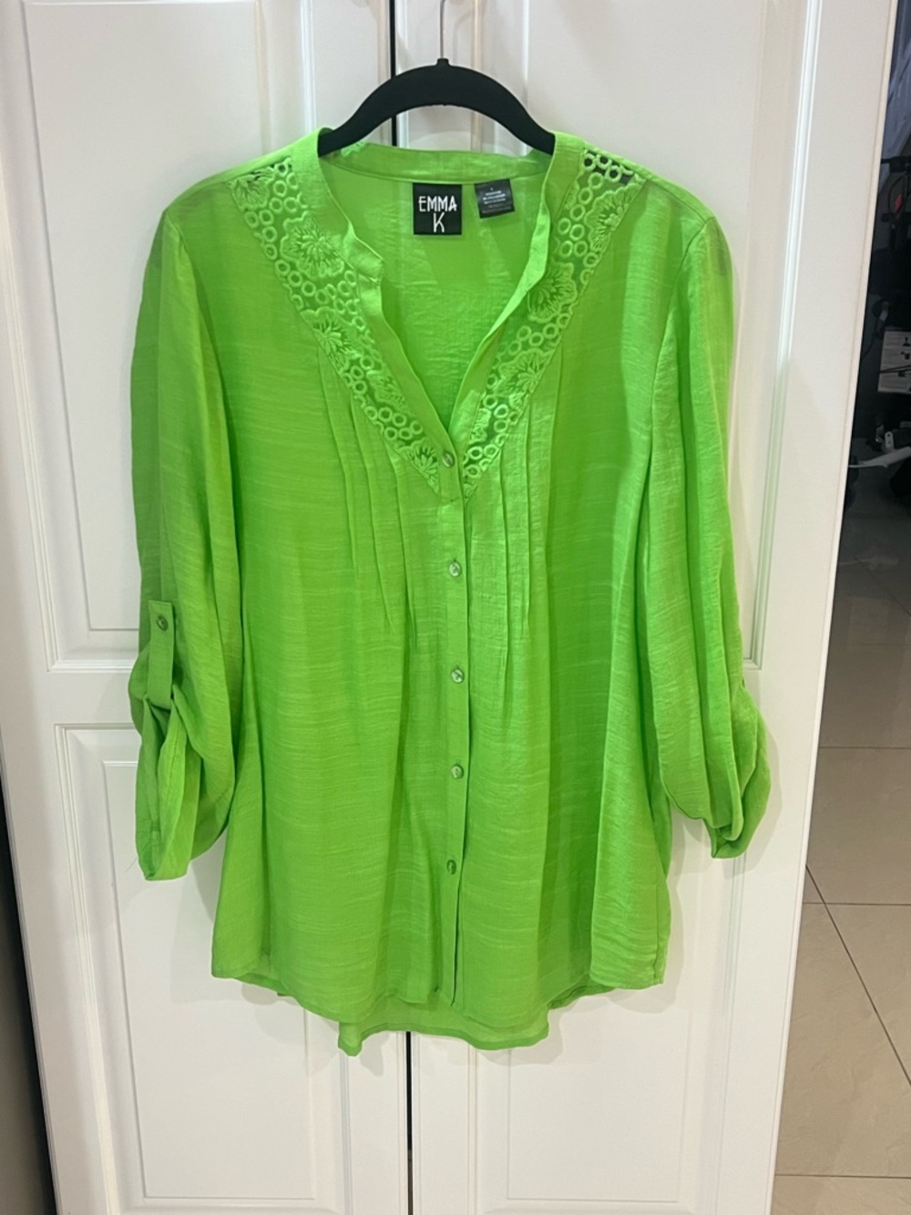 Emma K women’s green blouse size large